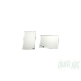   Üveg Plakett Fém kitámasztóval gravírozással együtt 18cm x 13cm x 0.4cm